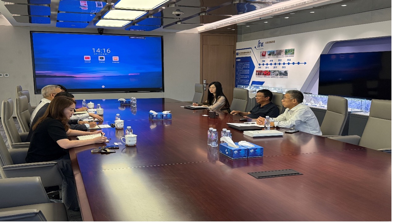 中非发展基金副总裁余焯锐一行到访J9直营集团资源总部